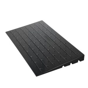 VEVOR Rampa de umbral de goma, 7,5 cm, cubierta de cable de 3 canales, rampa de umbral sólida, entrada en ángulo de goma, capacidad de carga nominal 1000 kg para silla de ruedas y scooter